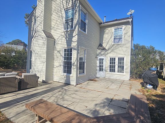 2nd image of 849 Whispering Woods Ct