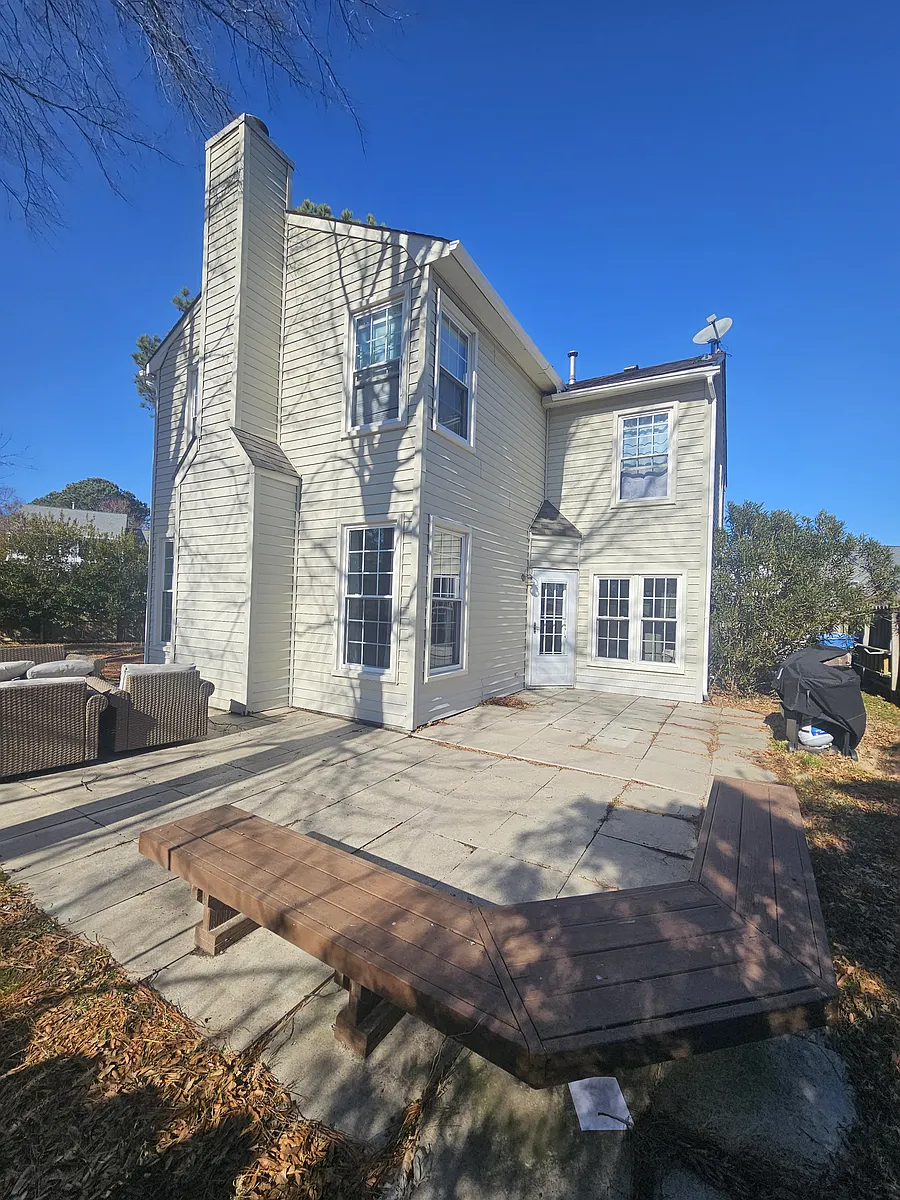 Building Photo - 849 Whispering Woods Ct