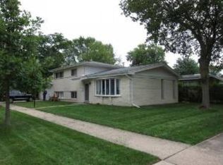 2915 Washington Ave, Wilmette, IL 60091