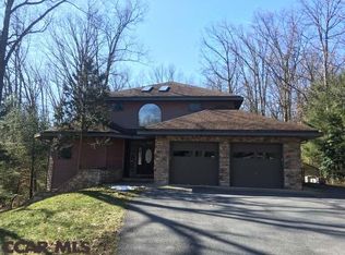 2471 Hickory Hill Dr, State College, PA