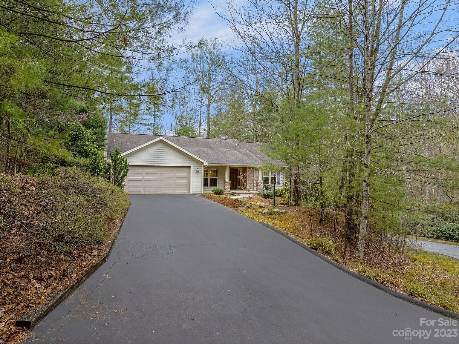 40 Indigo Way, Laurel Park, NC 28739 Zillow