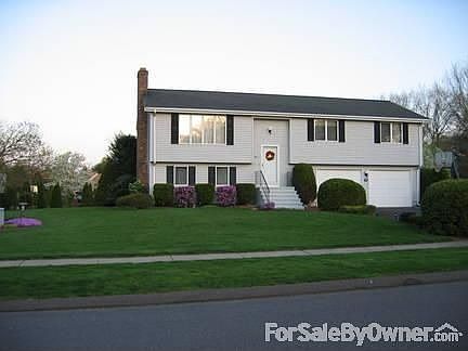 1st image of 140 Stanley Dr