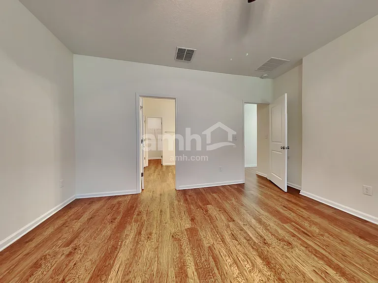 8160 Radican Rd — Photo 9