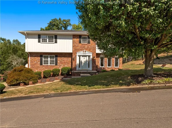 1936 Parkwood Rd, Charleston, WV 25314