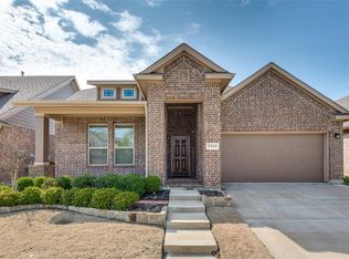 1713 Henderson Dr, Argyle, TX 76226