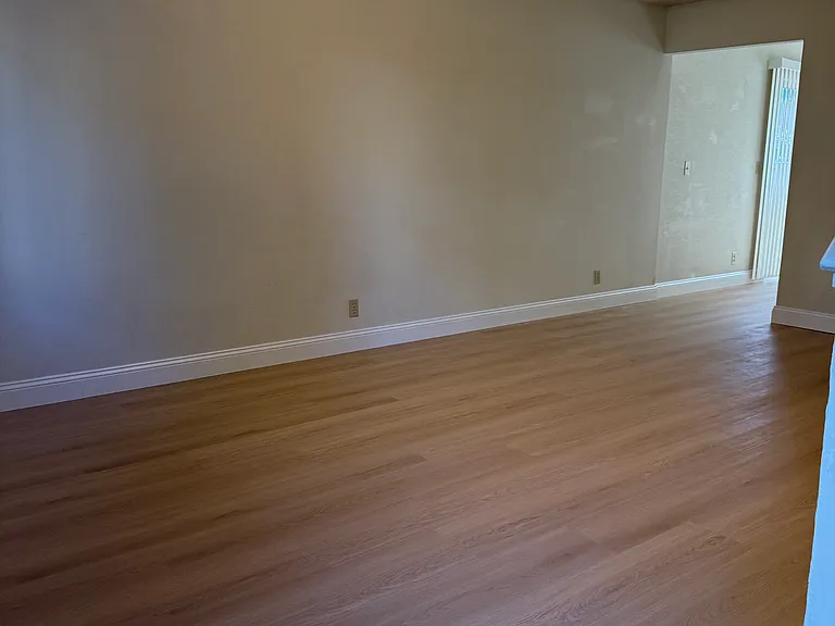 336 S Willard Ave — Photo 11