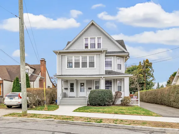 525 Courtland Avenue, Bridgeport, CT 06605