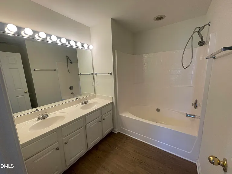 4905 Wyatt Brook Way — Photo 10
