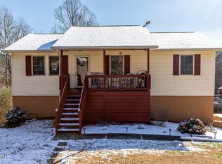 6612 Hickory Way Ln, Knoxville, TN 37918