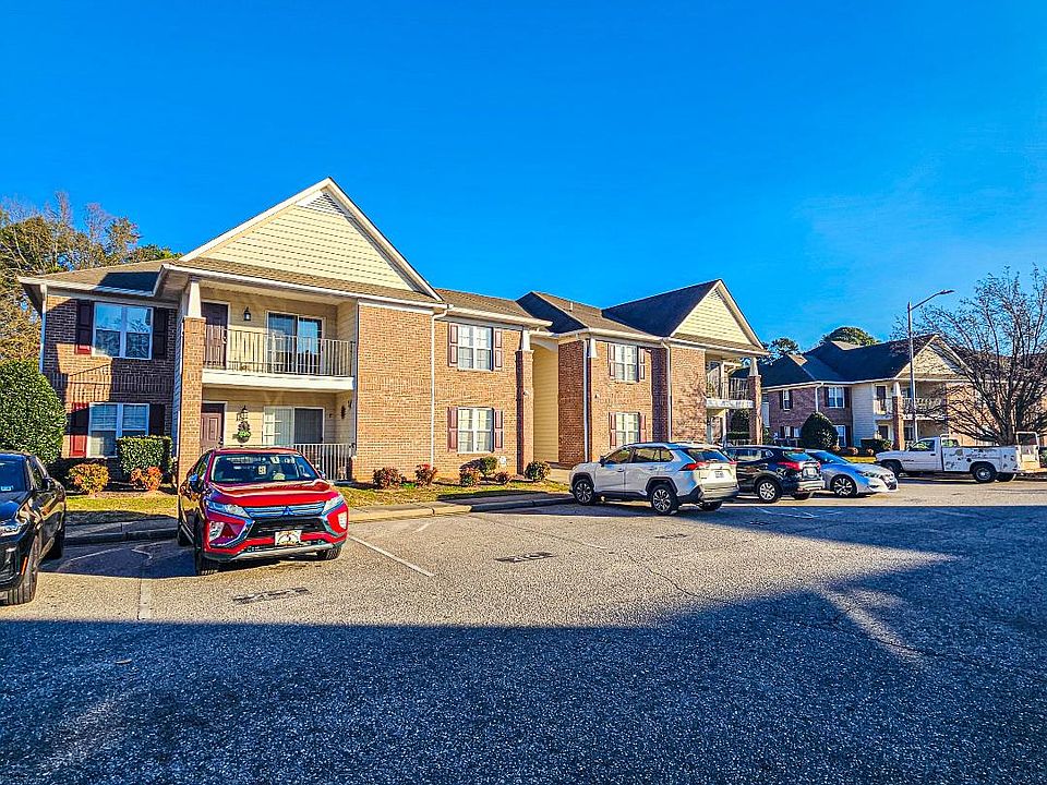 1st image of 1750 Renwick Dr APT 104