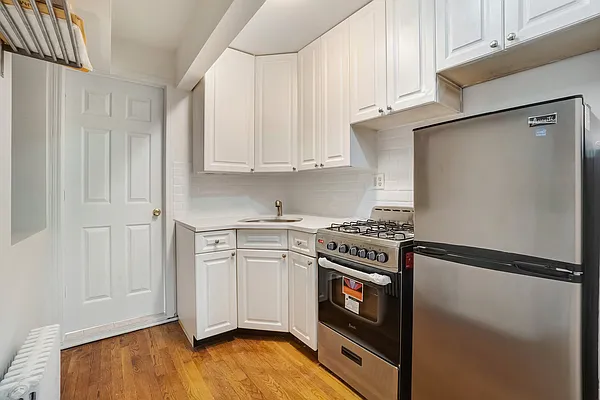 Rented by Corcoran | media 14