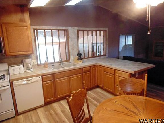 2nd image of 1340 E McVicar Ave