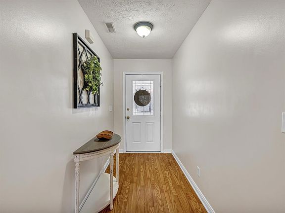 2nd image of 2313 Heritage Park Dr
