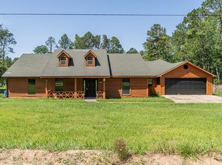 153 Golden Ln, Douglas, GA 31535