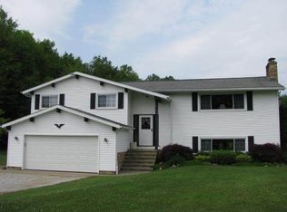 11106 Kile Rd, Chardon, OH 44024