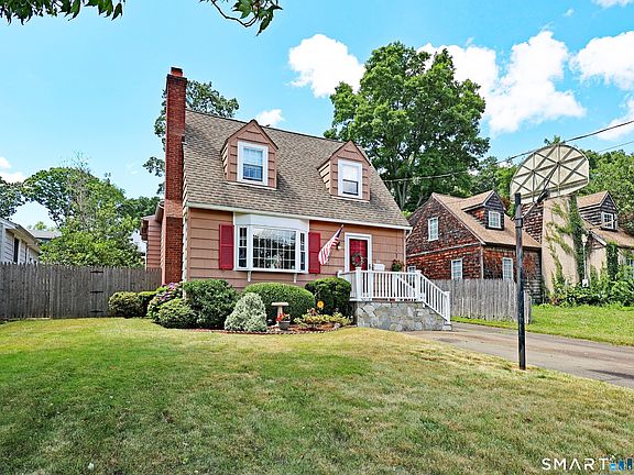 2nd image of 428 Welchs Point Road