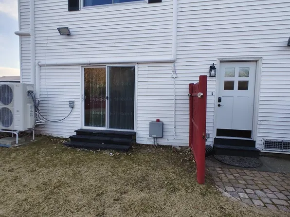182 Plaistow Rd Unit 1, Plaistow, NH 03865