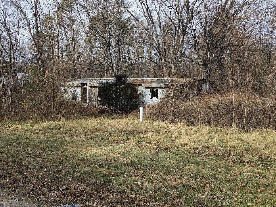 1st image of 381 Redwood Dr