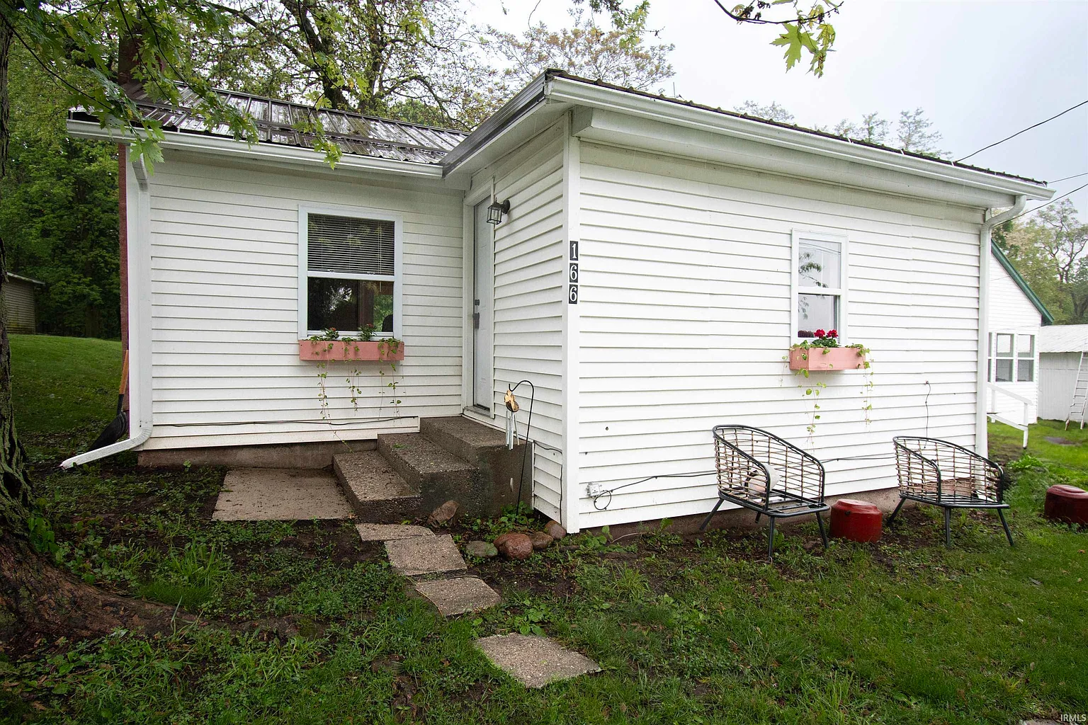 166 North St photo 1