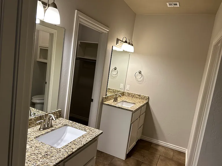 12017 Jadesdale Cir — Photo 28