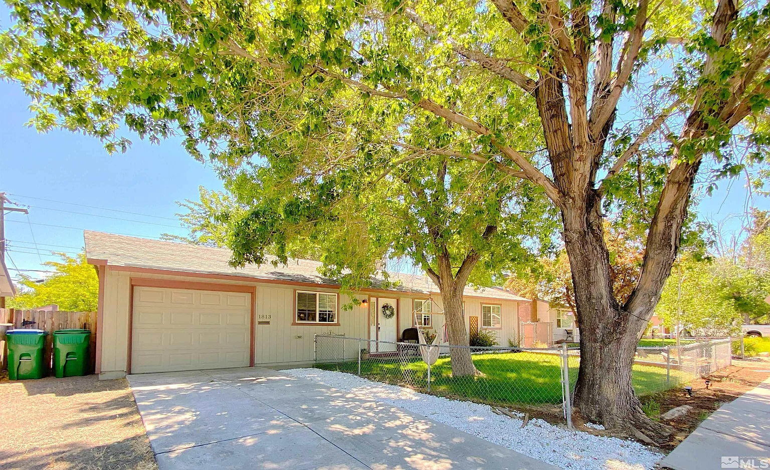 1813 Marian Ave photo 1