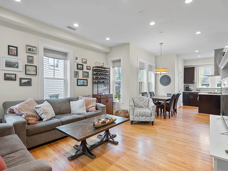 73 Sawyer Ave #3 — Photo 6