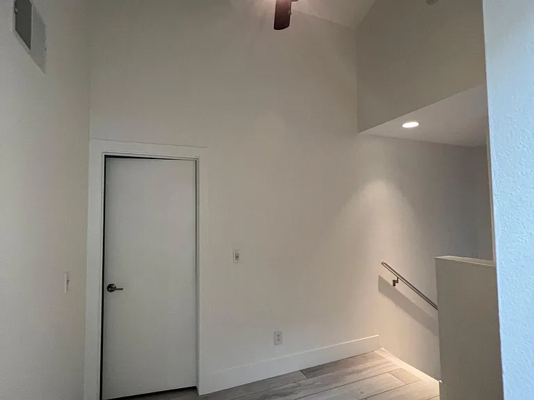 221 S Garfield St #103 — Photo 6