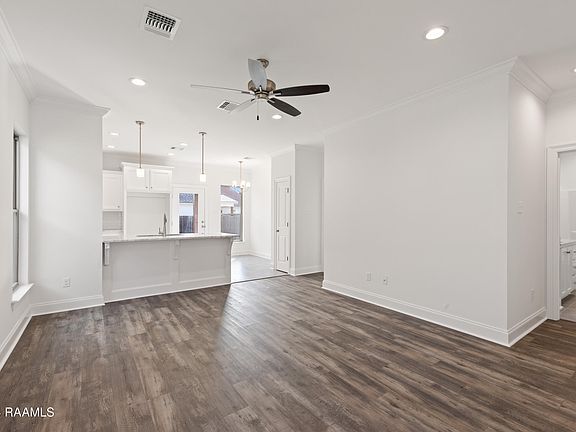 3rd image of 120 Sojourner Dr