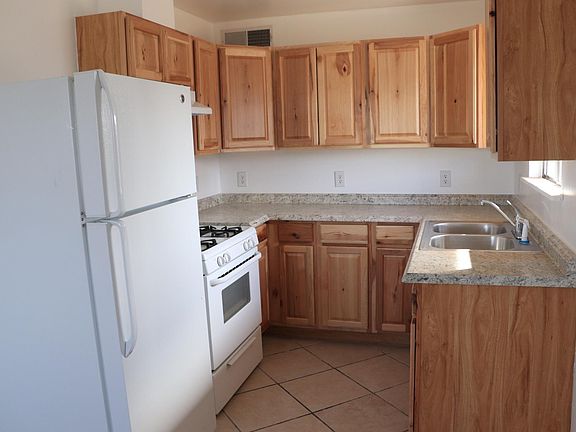 4th image of 9315 Waverly Dr