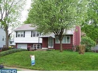 16 Mitchell Ter, Mount Holly, NJ 08060