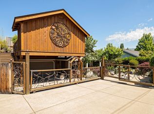 106 E Rapp Rd, Talent, OR 97540