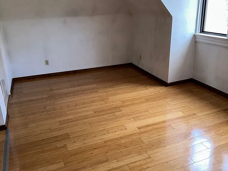 311 gross st — Photo 6