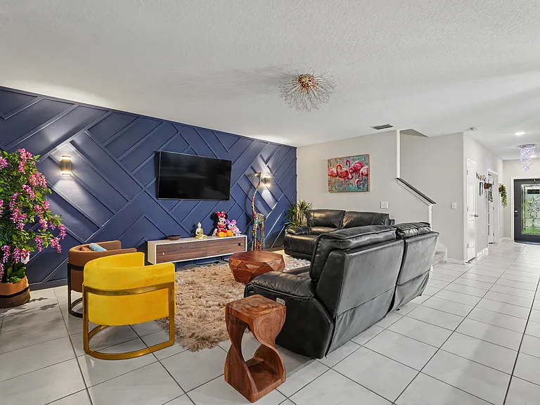 7088 King Creek Dr — Photo 14