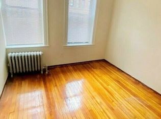 31-61 33rd St #2, Astoria, NY 11106