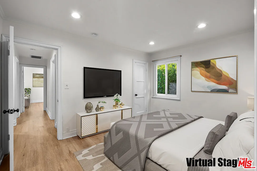 5 bed, 4.0 bath, 2031 sqft, $9,500 — Photo 1