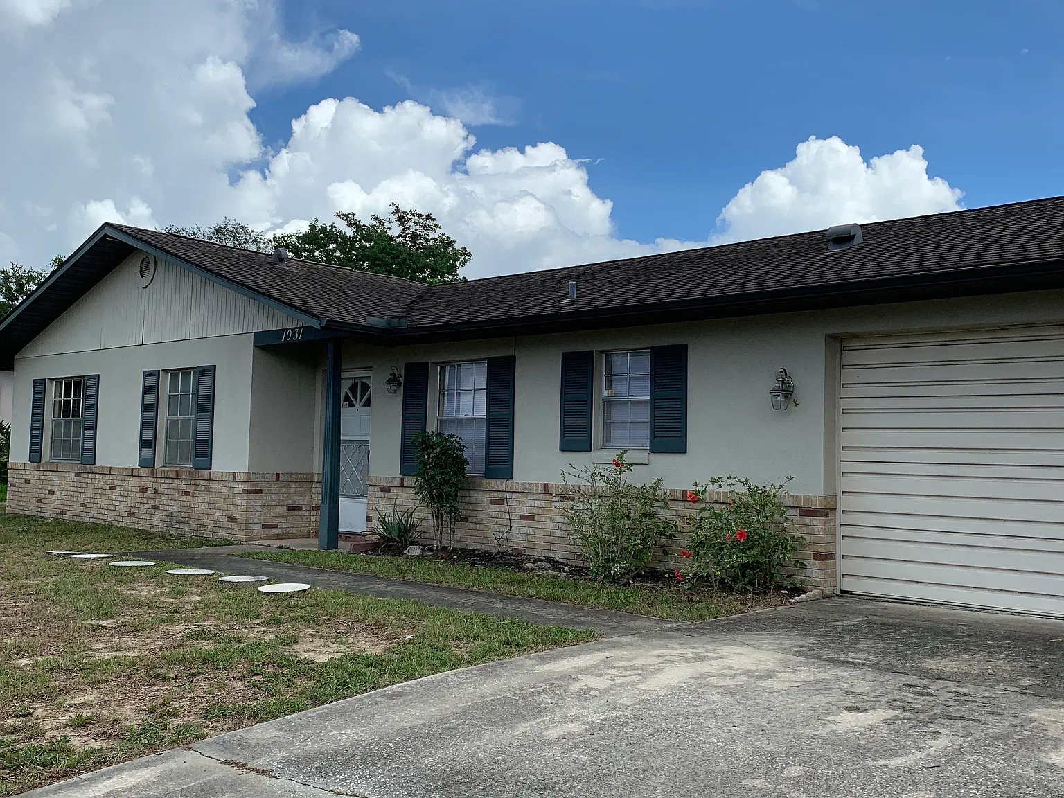 2/2 in Deltona convenient to shopping and I-4! $1,500/month. — Photo 2