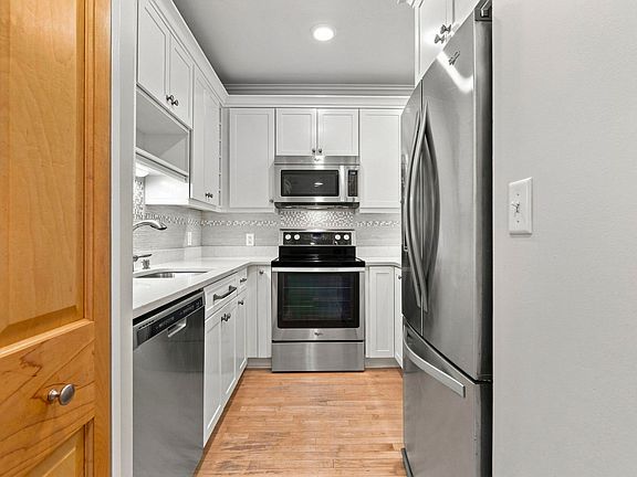 5th image of 170 Gore St APT 117