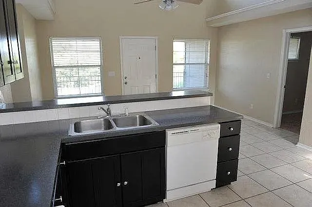 Kitchen and living room entry
