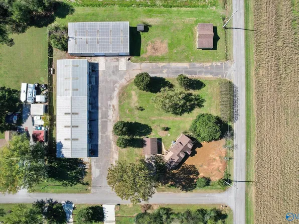 5051 Garner Rd, Huntsville, AL 35806