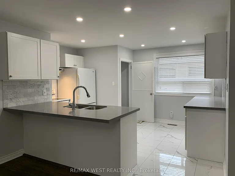 241 Ashlar Rd — Photo 5