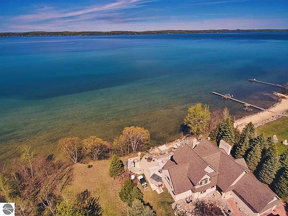 4th image of 00 SE Torch Lake Dr