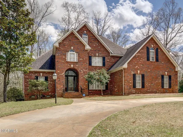 103 Briarwood Court, Tarboro, NC 27886