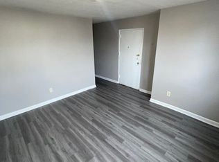 1590 Barnum Ave #1, Bridgeport, CT 06610