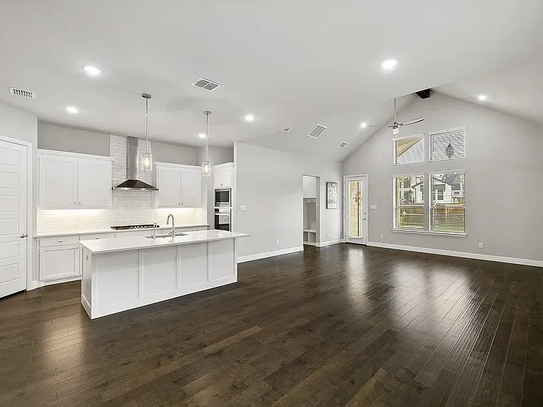 13313 Rembrandt Dr — Photo 14
