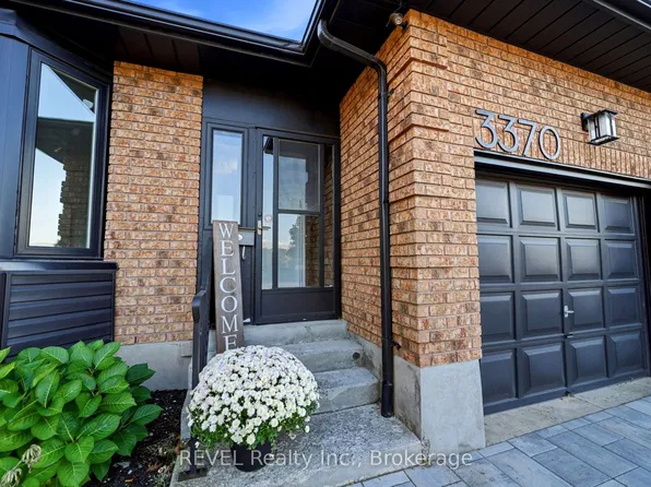 3370 Cardinal Dr, Niagara Falls, ON L2H 3A6