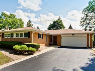 403 E Berkshire Ln, Mount Prospect, IL