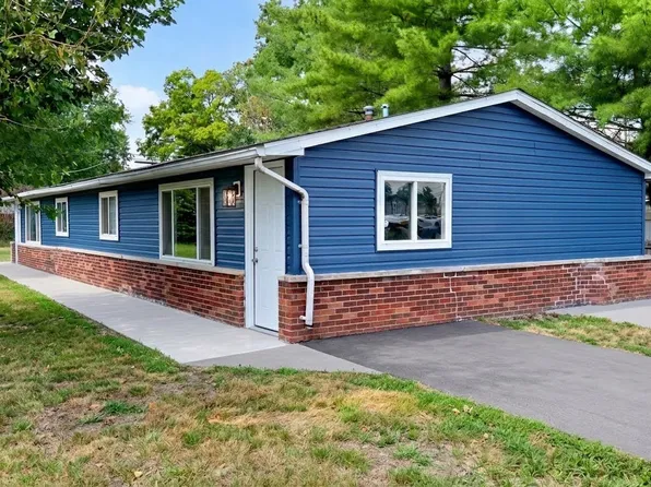 207 Roxana Ave #B, South Roxana, IL 62087