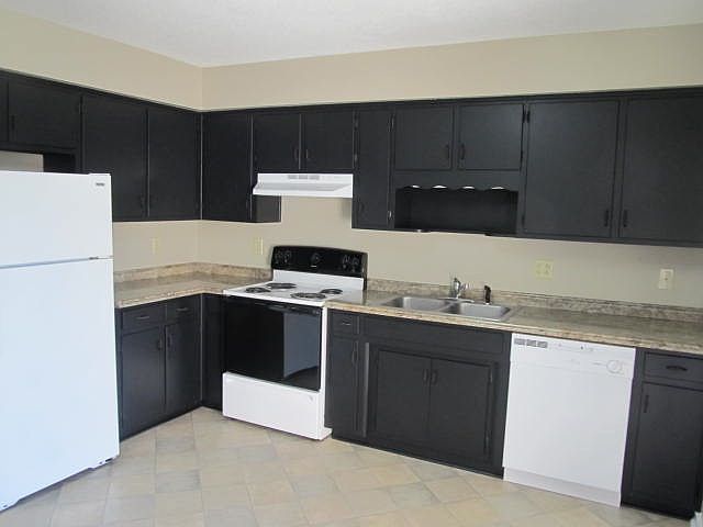 New counters, refreshed cabinets