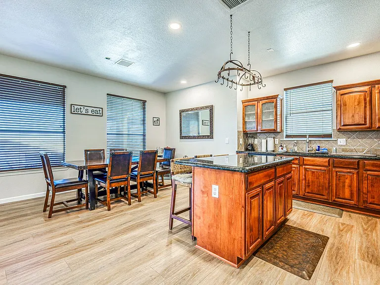 1627 Brillo Del Sol #C-T — Photo 54