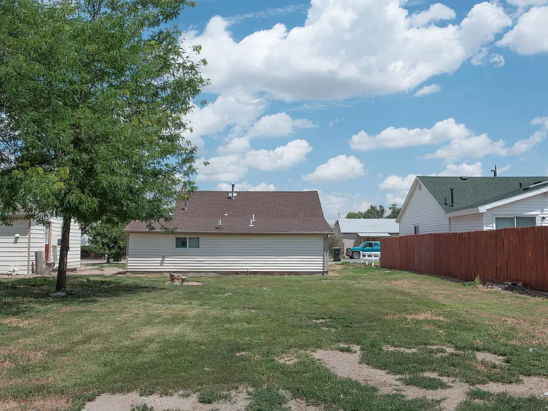 307 N 10th Ave — Photo 18